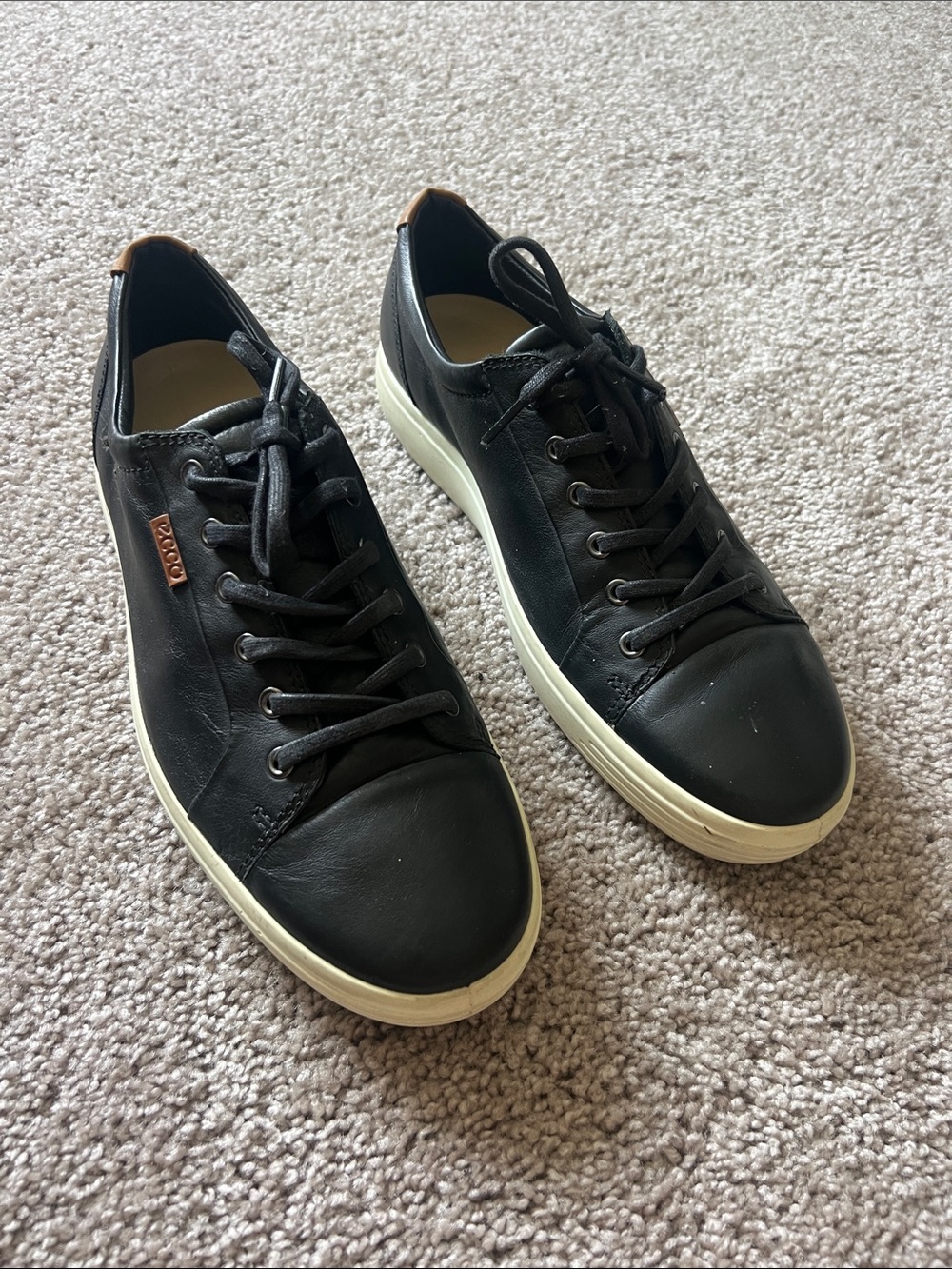 Ecco Black Leather Lace-Up Sneakers with Cream Soles mens size 13